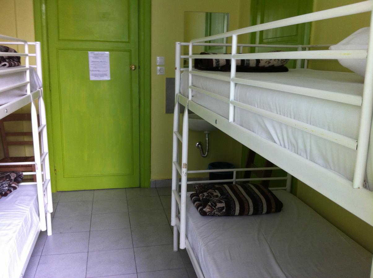 Zeus Hostel Athene Buitenkant foto