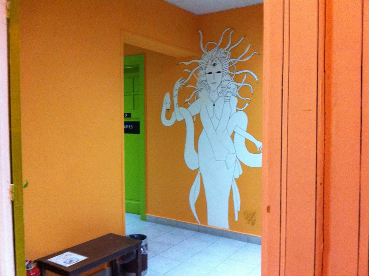 Zeus Hostel Athene Buitenkant foto